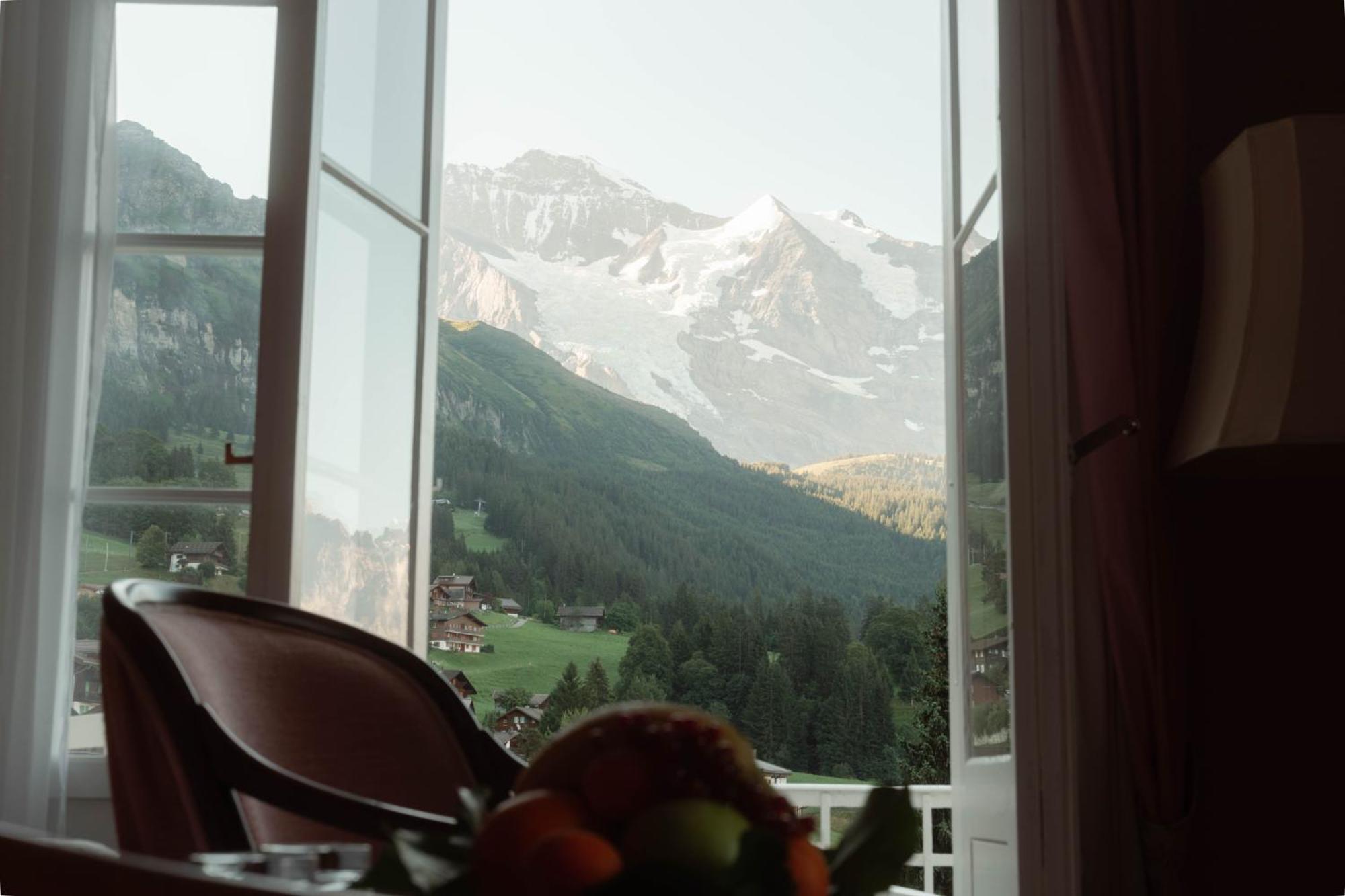 Hotel Regina Wengen Bagian luar foto